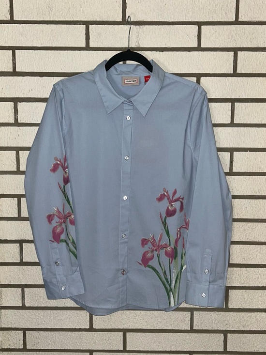 Hunter Tops - Hunter Light Blue Dress Shirt with Pink Floral Iris Motif